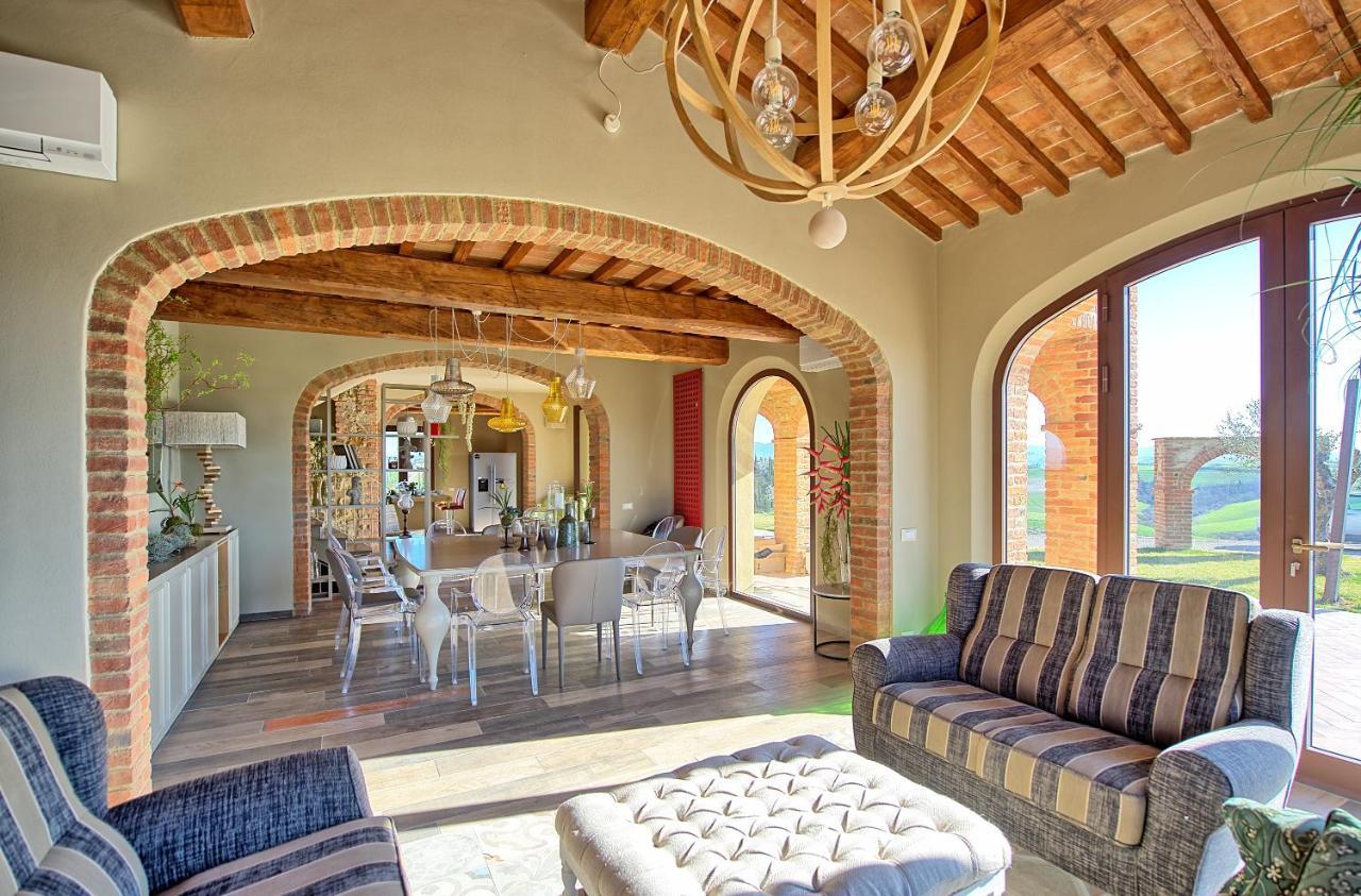 Villa Massimiliano By Posarellivillas Волтера Екстериор снимка