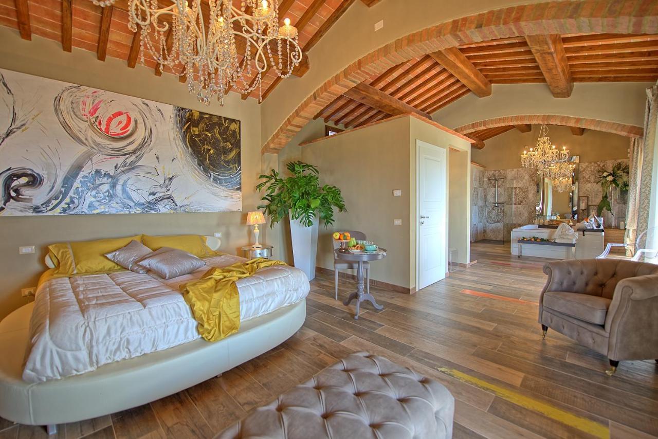 Villa Massimiliano By Posarellivillas Волтера Екстериор снимка